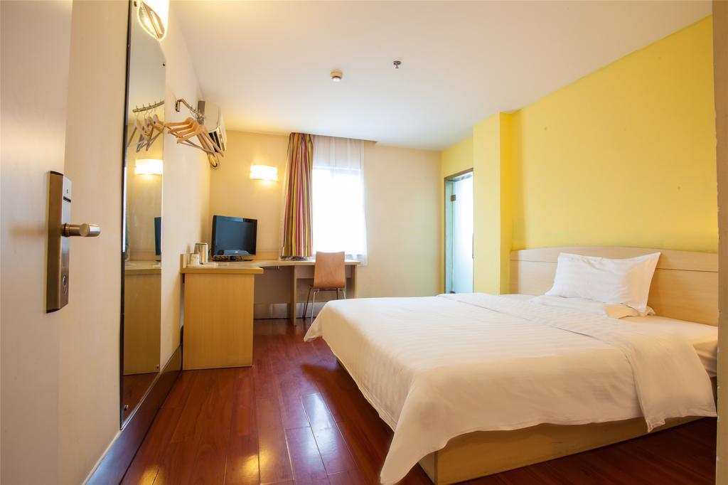 7Days Inn Luoyang Longmen Avenue Normal College Exteriör bild
